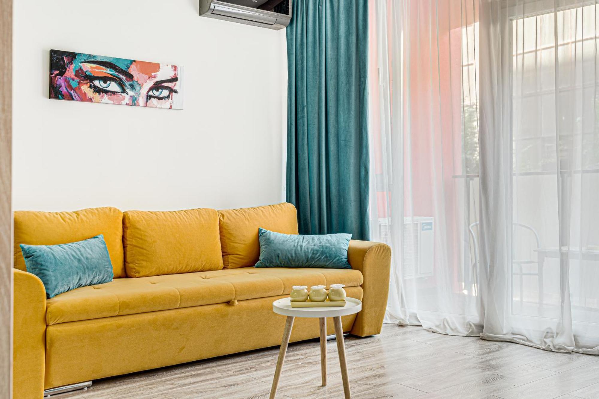 Ari - Ared Luxurious Apartments With Balcony & Free Parking Arad Eksteriør billede